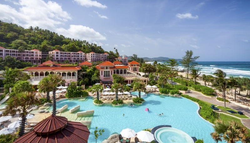 Summer rates in Centara Grand Beach Resort Phuket