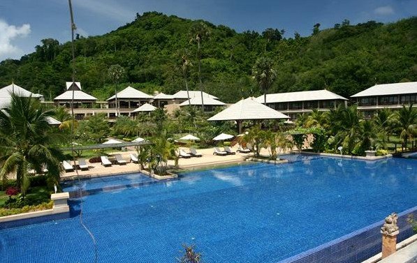 Imperial Adamas Beach Resort 5*